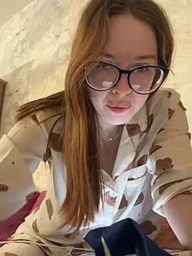 Snapshot of MalliSun chatting on 02.10.26 MalliSun online show from 02.10.26