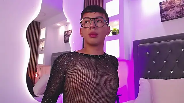 Snapshot of Fancy_Vixen chatting on 02.20.26 Fancy Vixen online show from 02.20.26