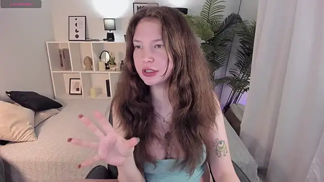 Luna Tide online show from 04.30.26
