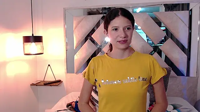 sofy bonnet online show from 02.07.26