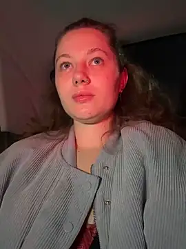 AsynaYuuki online show from 04.17.26