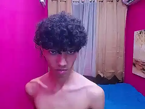 Snapshot of bigcock_twinks chatting on 02.19.26 bigcock twinks online show from 02.19.26