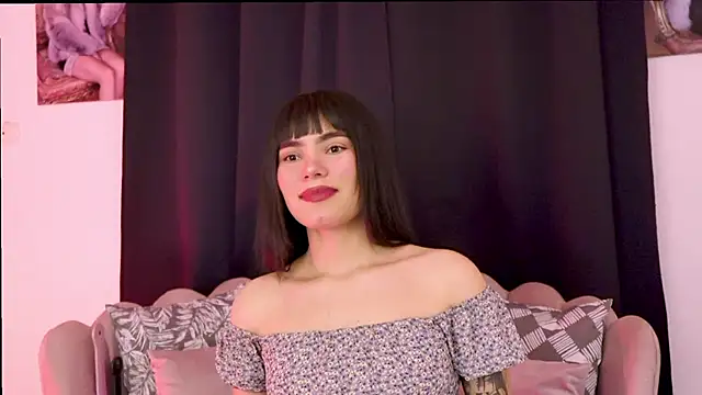 dakotacollins  online show from 04.16.26