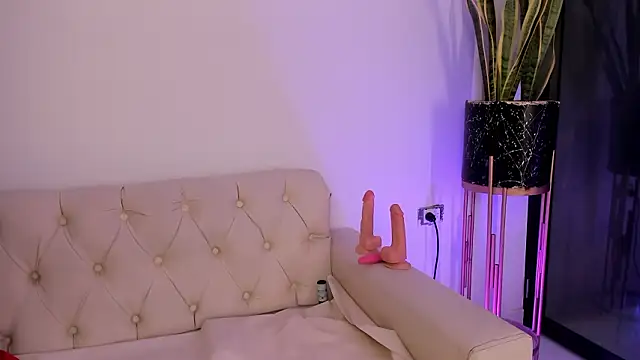 liorah wolf online show from 02.20.26