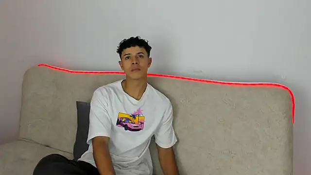  Alex Colton online show from 04.05.26