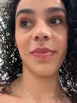 SirenStell0 online show from 04.17.26