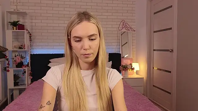 NikkiRyx online show from 07.12.26