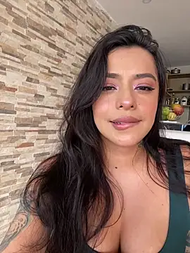 Snapshot of foxxy_lover chatting on 02.05.26 foxxy lover online show from 02.05.26