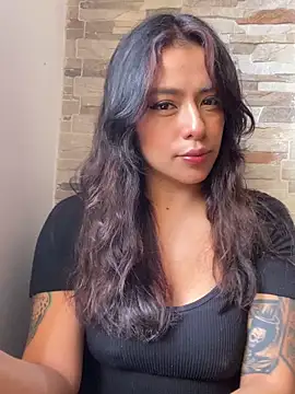 Snapshot of foxxy_lover chatting on 02.17.26 foxxy lover online show from 02.17.26