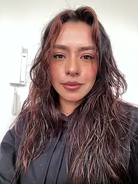 Snapshot of foxxy_lover chatting on 04.06.26 foxxy lover online show from 04.06.26