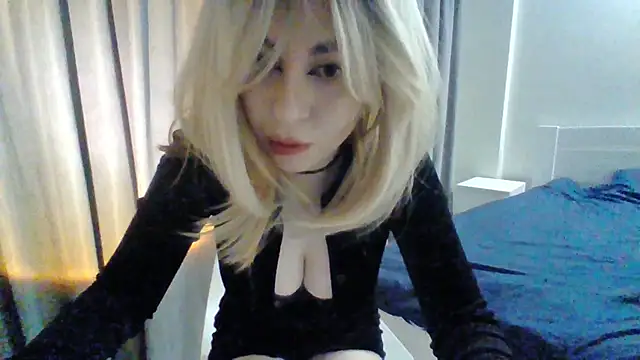 Snapshot of Warmmurr chatting on 02.27.26 Warmmurr online show from 02.27.26