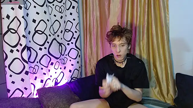 Snapshot of DannyParker_ chatting on 07.19.26 DannyParker online show from 07.19.26
