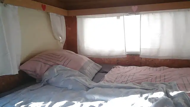 Sylly online show from 11.05.25