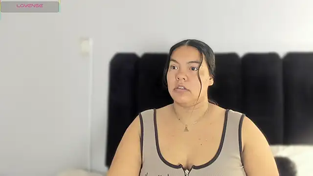 Snapshot of Amaranoir- chatting on 02.18.26 Amaranoir- online show from 02.18.26