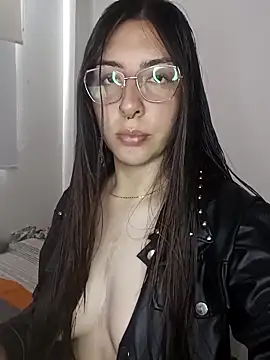 Snapshot of Nikolth_4 chatting on 02.11.26 Nikolth 4 online show from 02.11.26