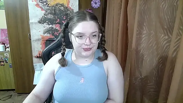 Teasing Dora online show from 03.17.26