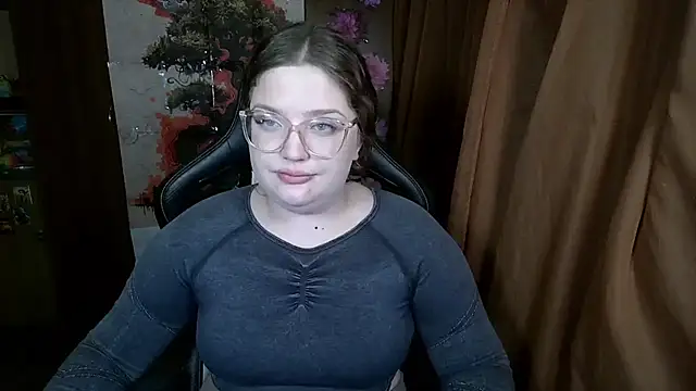 Teasing Dora online show from 04.17.26