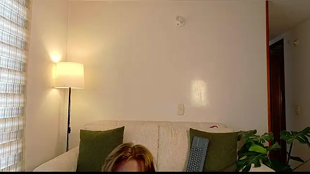 Snapshot of ivonnybonita__ chatting on 06.19.26 ivonnybonita online show from 06.19.26