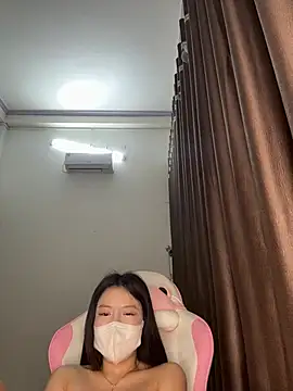 Snapshot of wang1472581 chatting on 02.25.26 wang1472581 online show from 02.25.26