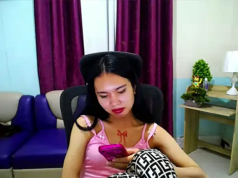 Snapshot of devine_goddess chatting on 05.05.26 devine goddess online show from 05.05.26