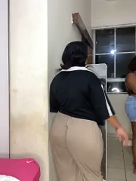 MeekyCurvyAss online show from 05.22.26