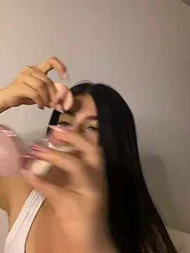 Snapshot of _HannahFox_ chatting on 02.20.26 HannahFox online show from 02.20.26