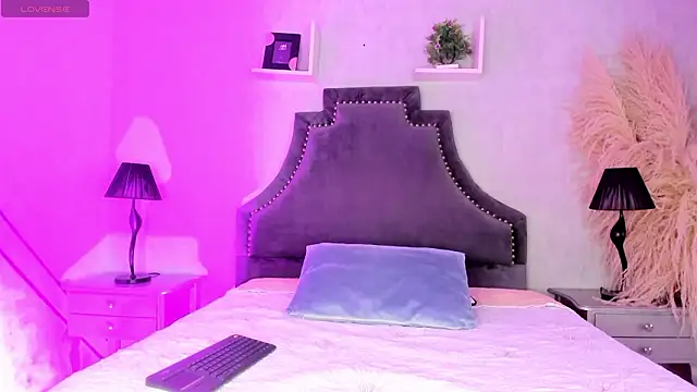 KarelyMitchel online show from 03.09.26