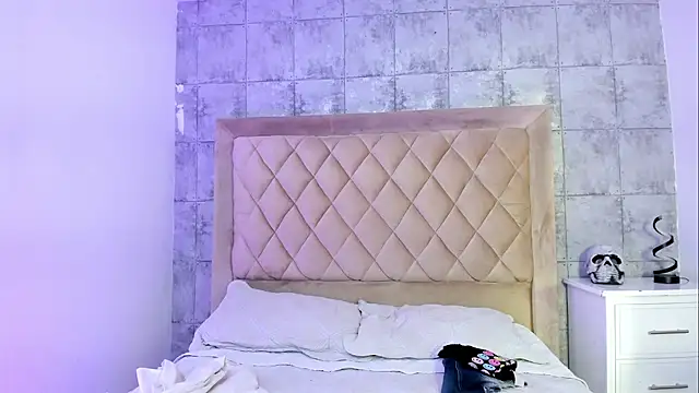 CleoFoxx  online show from 03.08.26