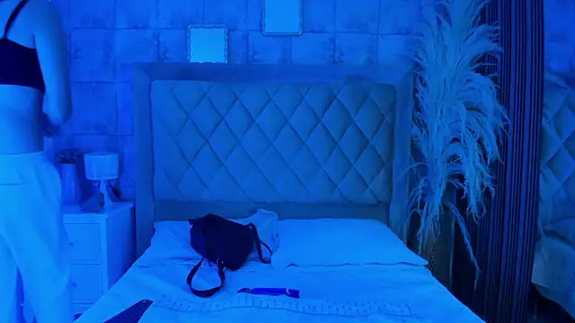 CleoFoxx  online show from 04.10.26