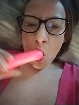 Snapshot of Sexycaylaxxxx chatting on 05.18.26 Sexycaylaxxxx online show from 05.18.26