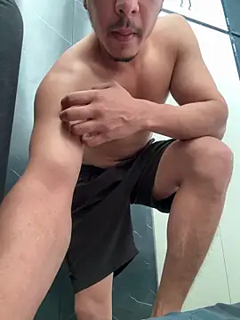 Snapshot of tonyxx000 chatting on 02.13.26 tonyxx000 online show from 02.13.26