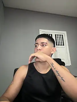 Thiago Olsen online show from 02.12.26