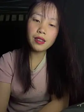 Snapshot of kekely chatting on 02.21.26 kekely online show from 02.21.26