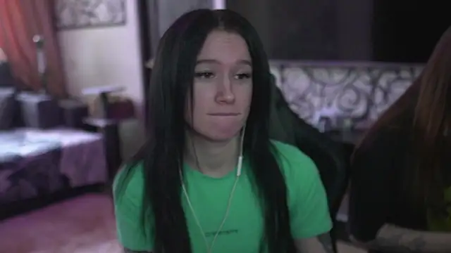 Carolina G0lden online show from 02.21.26