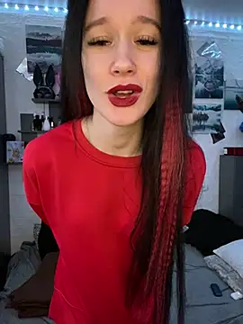 Carolina G0lden online show from 04.23.26