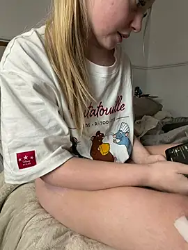 Paige love online show from 02.13.26