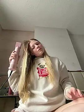 Paige love online show from 03.16.26