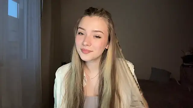 Kimi Luckman online show from 02.19.26