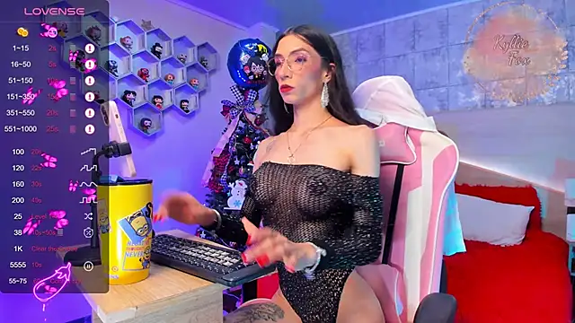 kylliefox  online show from 01.08.25