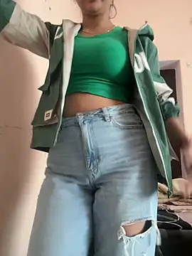 Snapshot of kavyababy00 chatting on 02.10.26 kavyababy00 online show from 02.10.26