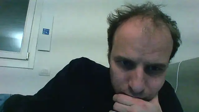 Snapshot of andre_italy chatting on 02.10.26 andre italy online show from 02.10.26