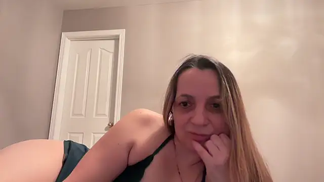 ShyFlameLive online show from 02.11.26