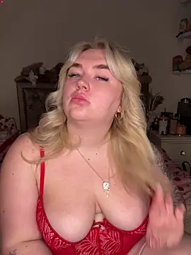 Snapshot of TwoWayT_xx chatting on 02.03.26 TwoWayT xx online show from 02.03.26