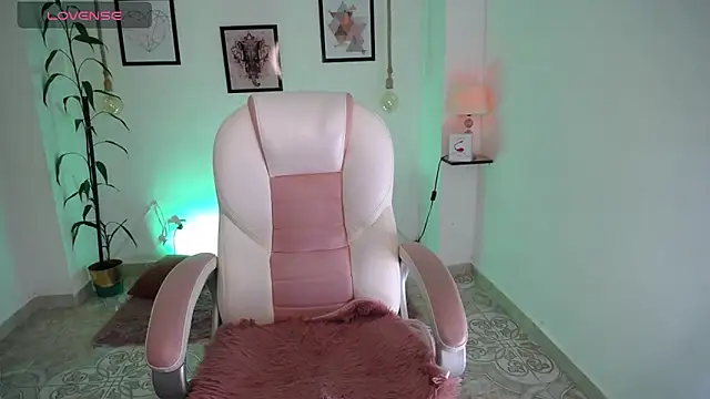 adhara 11 online show from 03.30.26