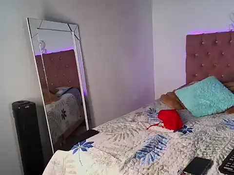 Snapshot of Tiffany_pussyhott chatting on 02.03.26 Tiffany pussyhott online show from 02.03.26