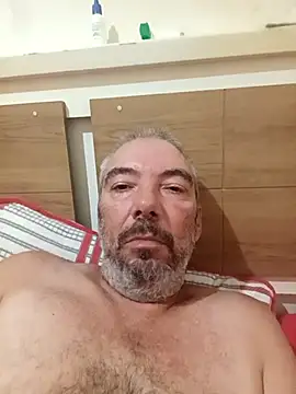 Snapshot of Pausurosempre chatting on 02.04.26 Pausurosempre online show from 02.04.26