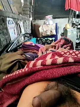 Snapshot of crazyxy12 chatting on 02.14.26 crazyxy12 online show from 02.14.26