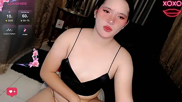 Snapshot of IsabellaXoXo69 chatting on 05.14.26 IsabellaXoXo69 online show from 05.14.26