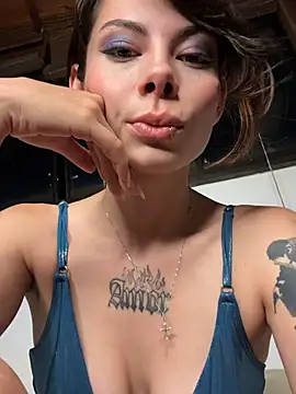 Isalove99 online show from 04.12.26