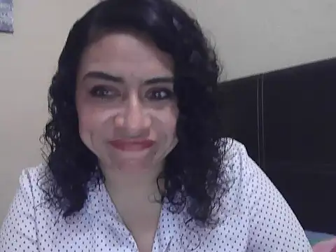 Snapshot of DalilahMx chatting on 02.23.26 DalilahMx online show from 02.23.26